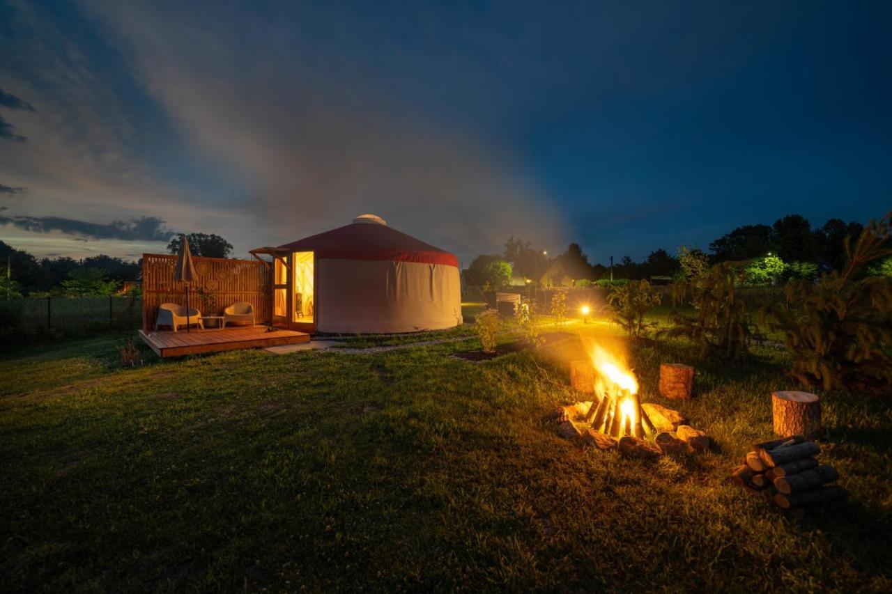 Izera Glamping Adults - Luksusowe Jurty&Spa Gajowka  Extérieur photo