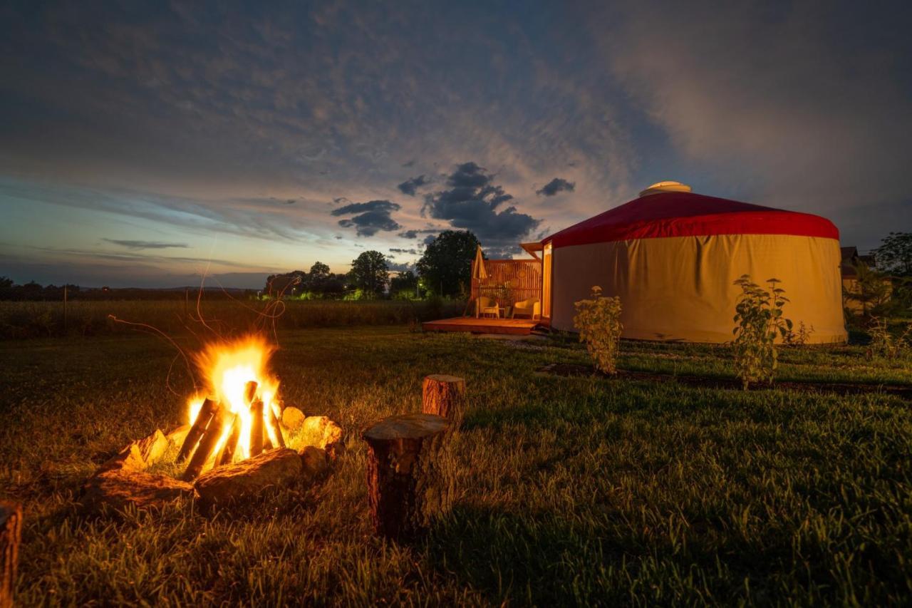 Izera Glamping Adults - Luksusowe Jurty&Spa Gajowka  Extérieur photo